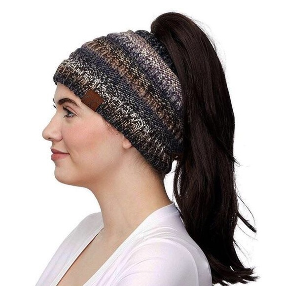 🆕 Black/Grey Multi-Color Messy Bun Beanie